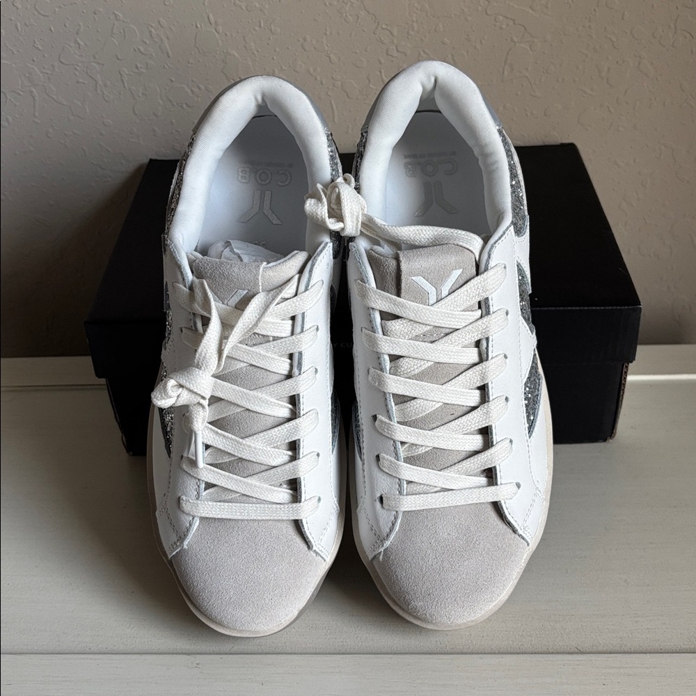 COB by Culture of Brave Women's Sneakers in White and glitter Gray NWT Size8-8.5 - Picture 4 of 7